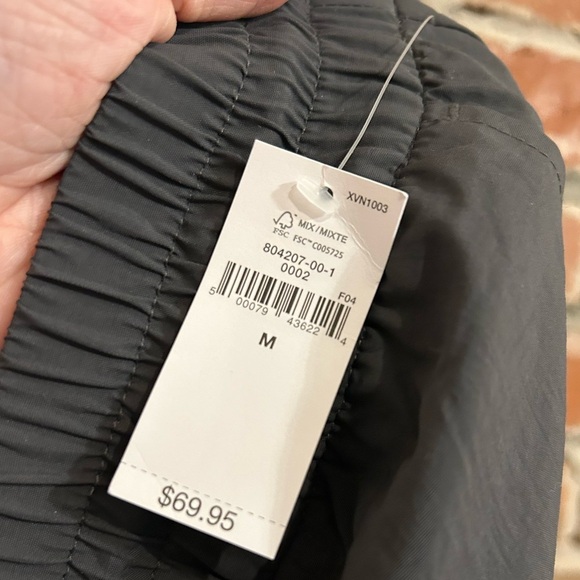 Gap Fit Crinkle Nylon Jogger Size M - Picture 13 of 13